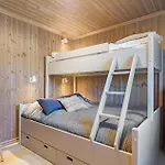 Semesterbostad Budor: Jacuzzi Elbillader 4 Soverom Terrasse Skogsutsikt