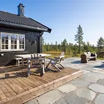 Semesterbostad Budor: Jacuzzi Elbillader 4 Soverom Terrasse Skogsutsikt Nordset