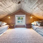 Budor: Jacuzzi Elbillader 4 Soverom Terrasse Skogsutsikt * Nordset
