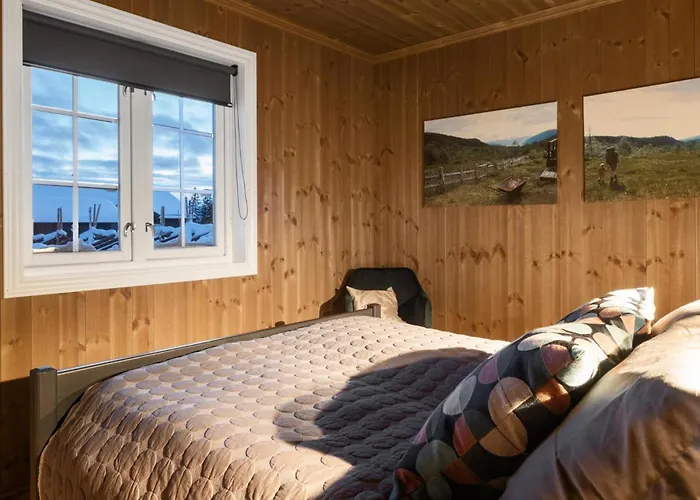 Vakantiehuis Budor - 60 Min Fra Osl - Jaccuzzi - 4 Soverom *